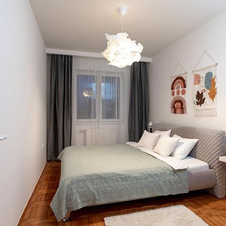 Aquarelle Apartment 수보티차 외부 사진